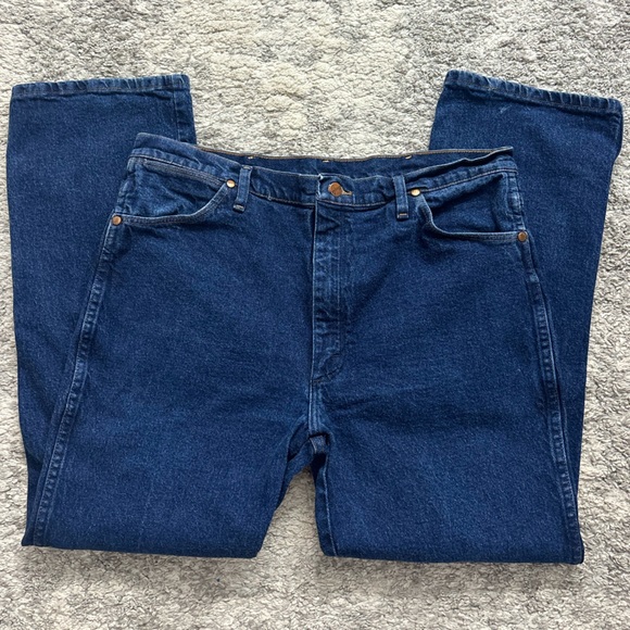 Wrangler Men Straight Relaxed Fit  Classic Western Jeans Retro Rodeo 38x30 - Picture 2 of 5